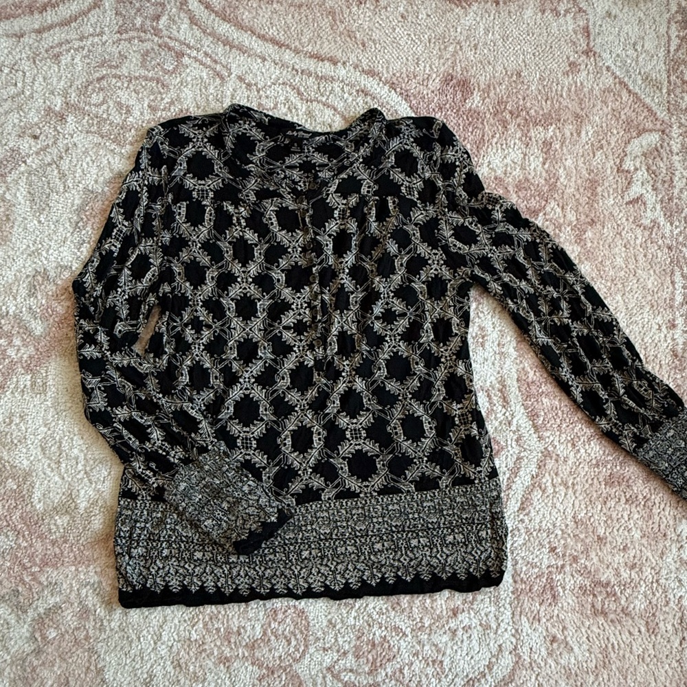 Black and White BOHO top by Lucky Brand